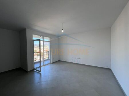 Rent, Apartment 2+1, Dibrës Street, Tirana.