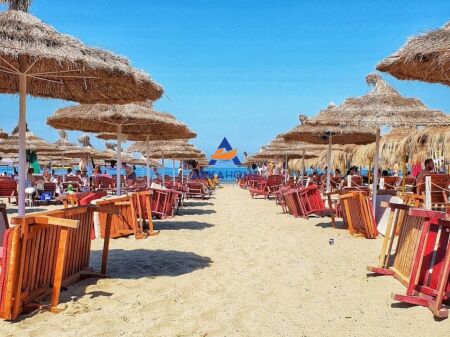 SHITET HOTEL ME 4 YJE "REZIDENCA SAN PIETRO,DURRES" 2880.000 EURO