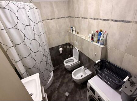 Jepet me qera apartament 1+1 tek Hipoteka