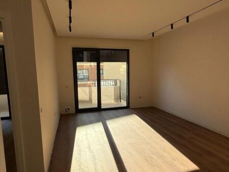 Apartment 2+1+2 + Parking Space – Dry Lake