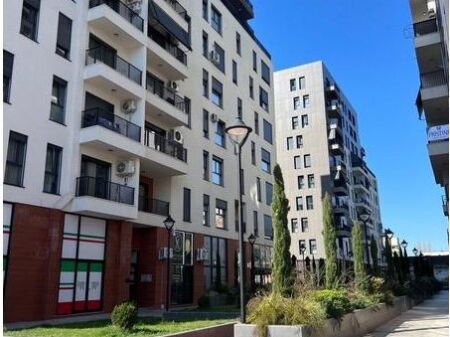 AMBIENT KOMERCIAL PER QERA TEK DON BOSKO