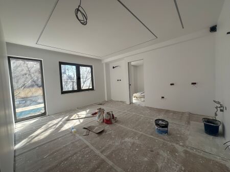 Shitet apartament 1+1 ne Ali Dem