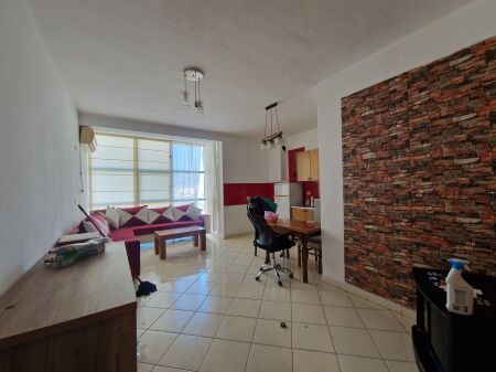 Apartment for rent in Astir