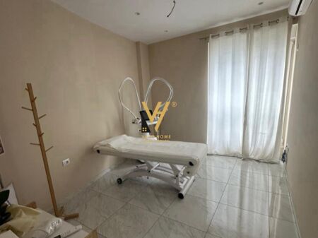 LOCALE COMMERCIALE 70 M2 IN AFFITTO A KOMUNA E PARISIT 65.000 LEKE