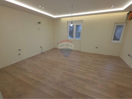 Artament 1+1 për Shitje – Shkolla Osman Myderizi!