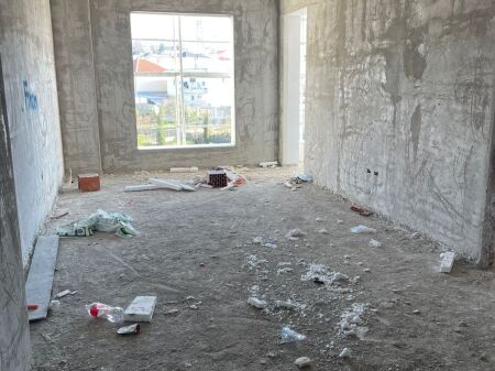 Vendesi in vendita 1+1