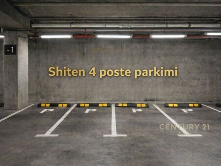 4 posti auto in vendita ad Astir