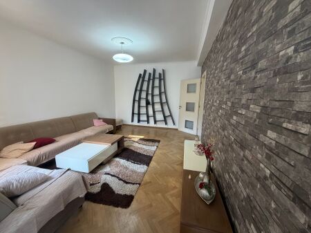 3+1,i mobiluar te viva market,don bosko,600 euro