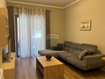 Apartament 1+1 per qira tek Kompleksi Delijorgji