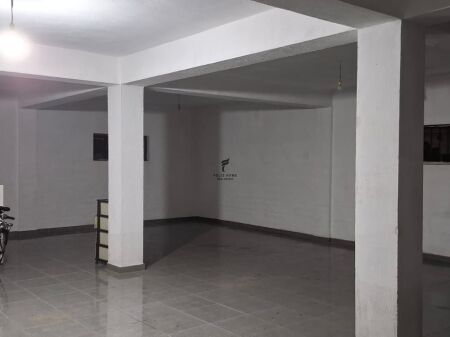 WAREHOUSE FOR RENT 100 M2 ALI DEMI STREET 500 EURO FH-57787