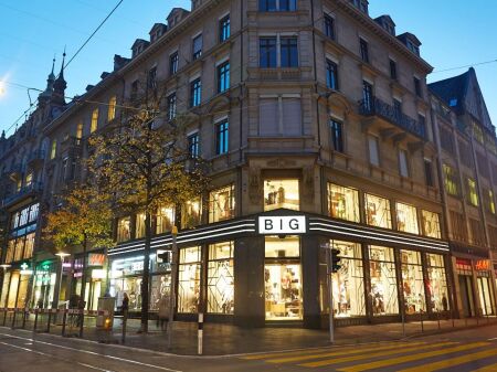 Investim Strategjik në Ali Dem – 330m² Ambient Komercial me Vizibilitet Maksimal!(kati 0)