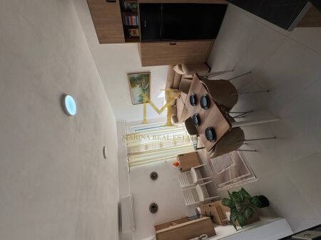 Jepet me qera apartament 1+1 në Golem