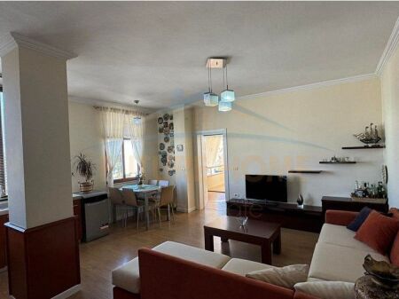 In Affitto, Appartamento 2+1, MOZAIKU, 21 Dhjetori, Tirane.