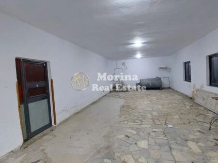 Rent | Shop | United School | 300 €/month