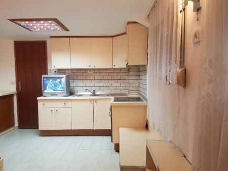 Jepet me qera gazoniere