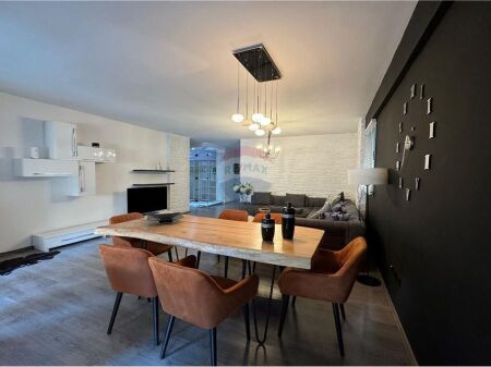 Apartament 2+1 per qira, Komuna e Parisit