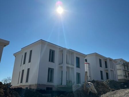 🏡 Shitet Vile moderne ne rezidencen Monclair, TEG