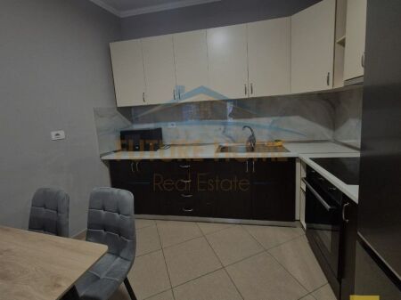 Shitet, Apartament 2+1+2, Don Bosko, Tiranë.