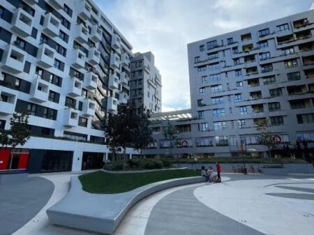 Shop for rent, Rrg e Kavajes-Square21