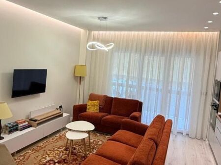 Appartamento in affitto in Via Elbasani