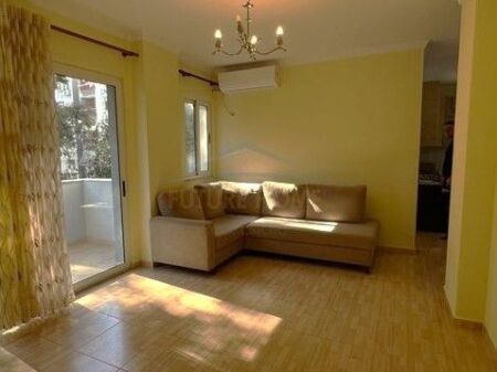 In vendita, Appartamento 2+1, Fresk, Tirane