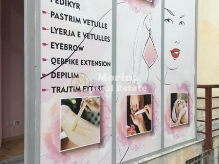 Qera | Ambjent Biznesi | Stacioni i Trenit | 210 €/muaj