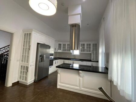 📌Vile me Qira tek Rolling Hills Residence    