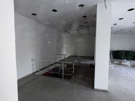 DYQAN ME QERA 306 M2 BLLOK 800.000 LEKE