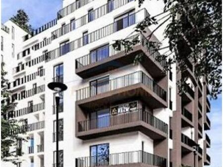 Shitet, Apartament 2+1+2, Kamëz