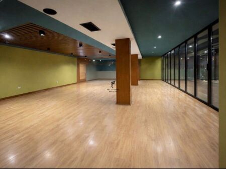 BUSINESS BUILDING FOR RENT 934 M2 SAUK 11,200 EURO  FH-57910