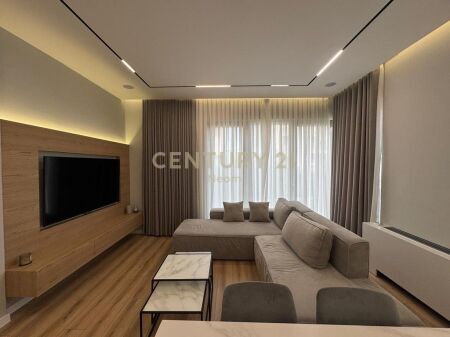 QIRA, APARTAMENT PREMIUM 2+1+2+OBORR me POST PARKIMI