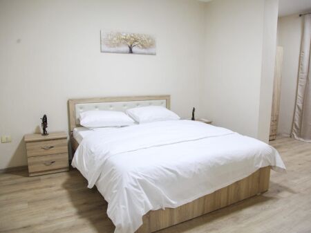 Jepet Me Qera Apartament 2+1+1 Ballkon