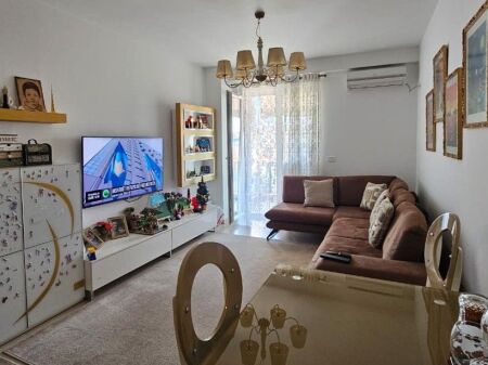 SHITET APARTAMENT 2+1+2 – Kompleksi AnA