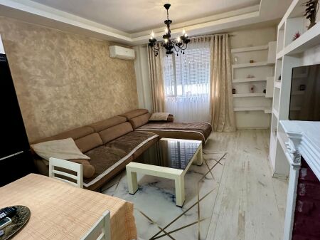 In affitto 2+1 al complesso Magnet, 21 dicembre