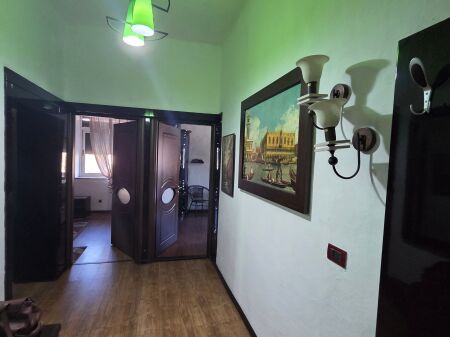 Jepet  2+1  me qira Stadiumi Dinamo