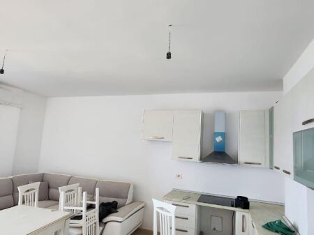 Apartment 2+1 with balcony for sale in Vlora