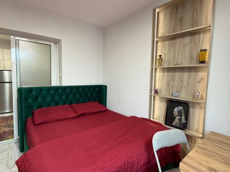 Jepet Me Qera Apartament 1+1+1 Ballkon