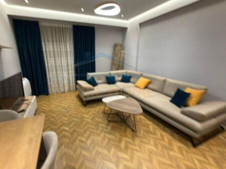 Qera, Apartament 1+1+Post Parkimi, Urban Gate