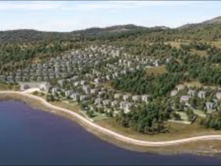 🏡 VILLA FOR SALE ROLLING HILLS LAKE