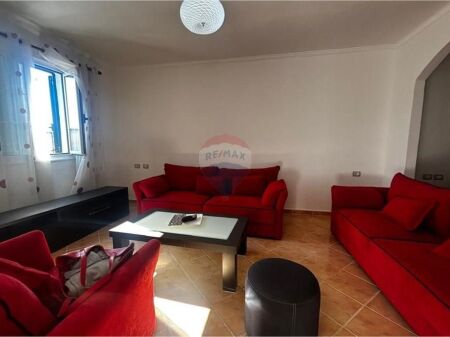 🏠 Apartament 2+1+2 për Shitje – Rruga Zaho Koka, Vlorë