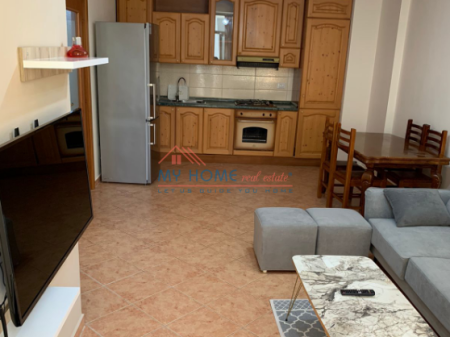 Appartamento 2+1 in affitto Comune di Parigi Tirana