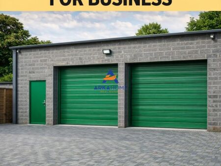 JEPET AMBIENT ME QERA 200 M2 "KOMUNA E PARISIT" 200000 LEKE