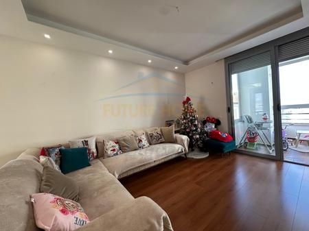 Qera, Apartament 2+1, Liqeni Thate, Tiranë.