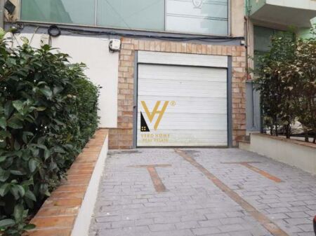 WAREHOUSE 450 M2 FOR RENT AT KODRA E DIELLIT 2,350 EURO