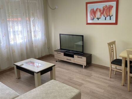 🏡 SHITET APARTAMENT 2+1 – RRUGA E DURRËSIT, PRANË QENDRËS