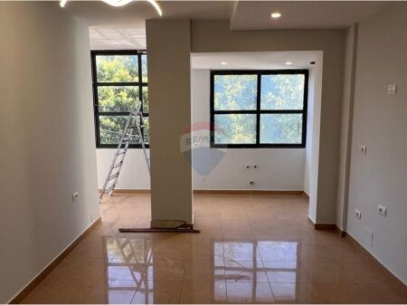 Apartment - For Sale - Shefqet Kuka Street, Tirana(ID: 530261057-290)