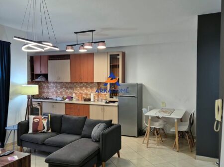JEPET ME QERA APARTAMENT 2+1+BALLKON "ASTIR, PRANE WELLIT" 50.000 LEKE