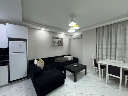 Jepet  me qira 1+1 Astir te Bar Artisti 450€