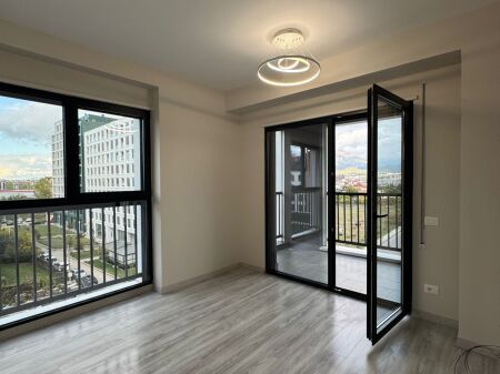 1+1,non arredato per ufficio o abitazione, vicino all'incrocio viale nuovo, 500 euro