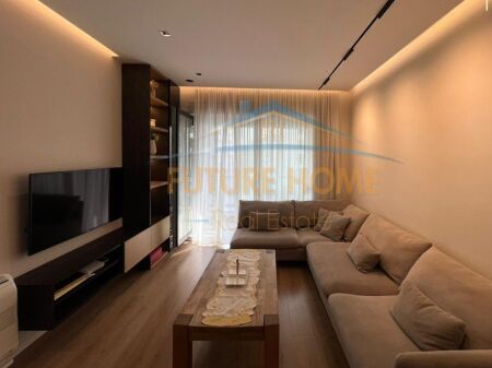 SHITET APARTAMENT 2+1+2POSTE PARKIMI , KOMPLEKSI MAGNET, 21DHJETORI